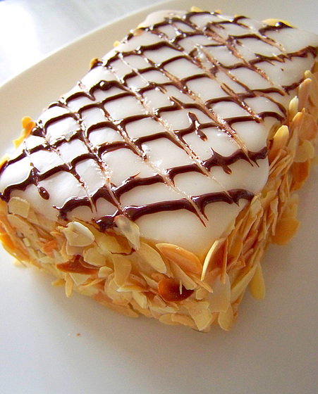Recette Facile | Recette mille feuille facile : Facile et rapide à faire les filles.Recette délicieux ,j'aime la partager avec vous ♥.